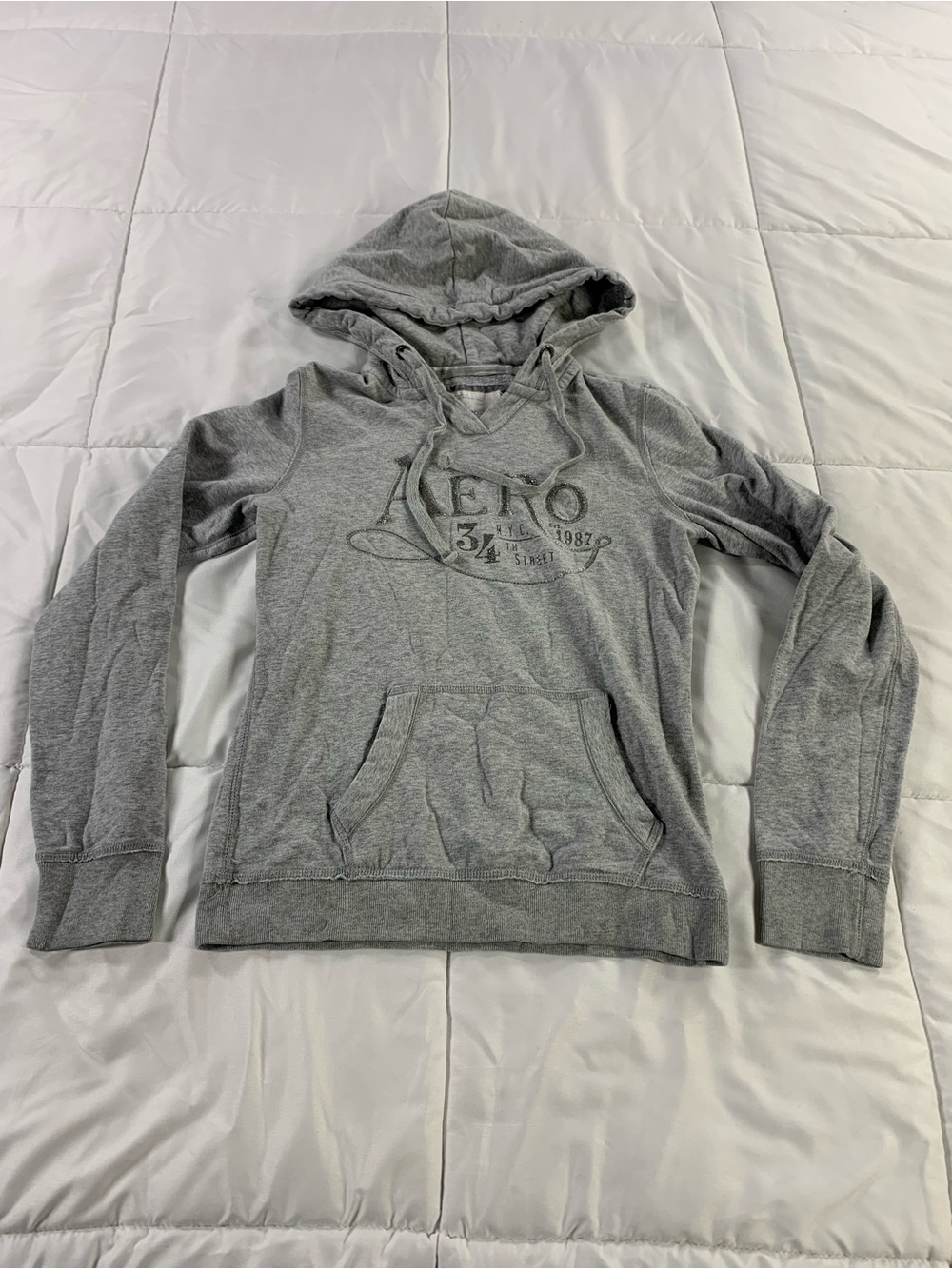 Pre loved vintage AEROPOSTALE hoodie womens size M